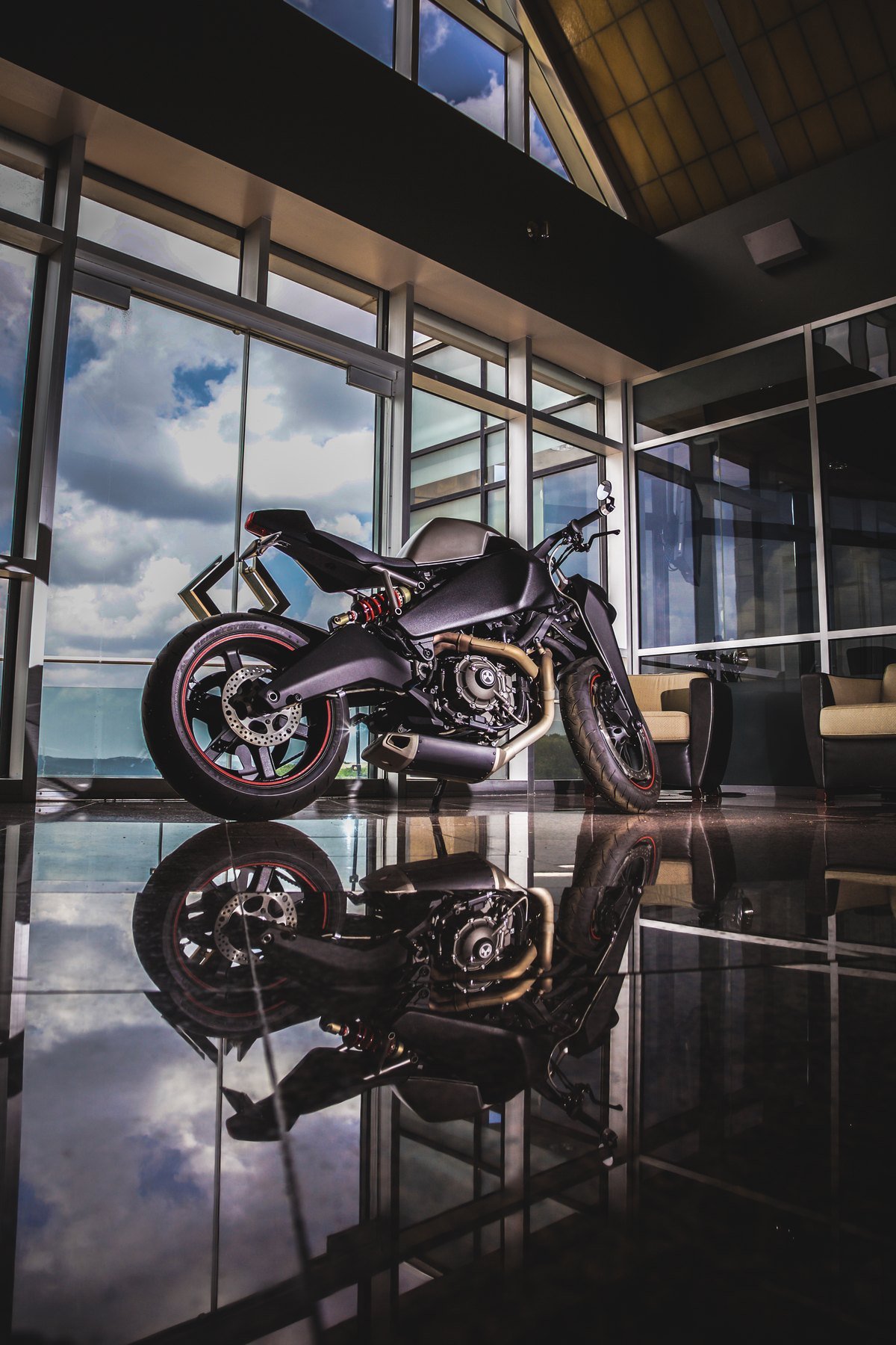 Texas HQ — color interior
